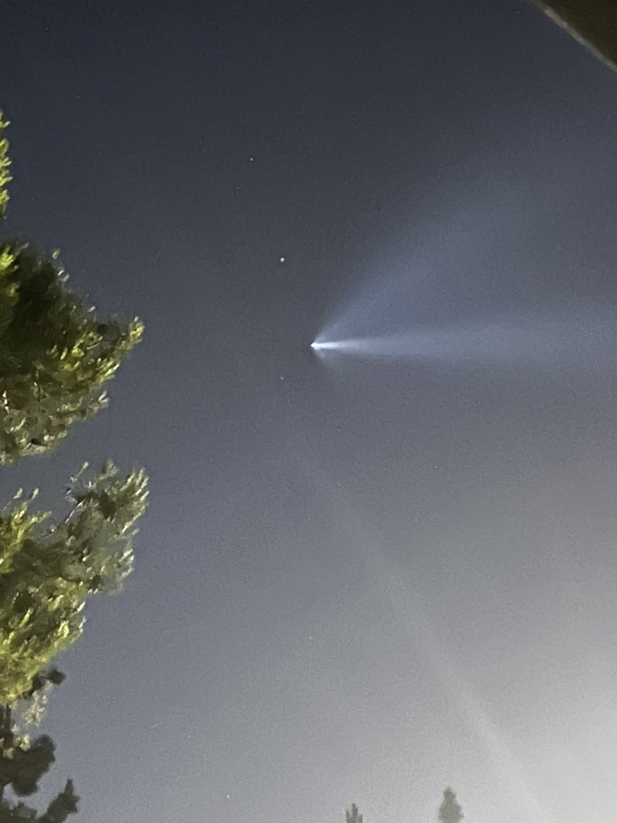 Thought this was a comet but it’s just Elon but it was still cool to see and wow I loved seeing it, was so cool