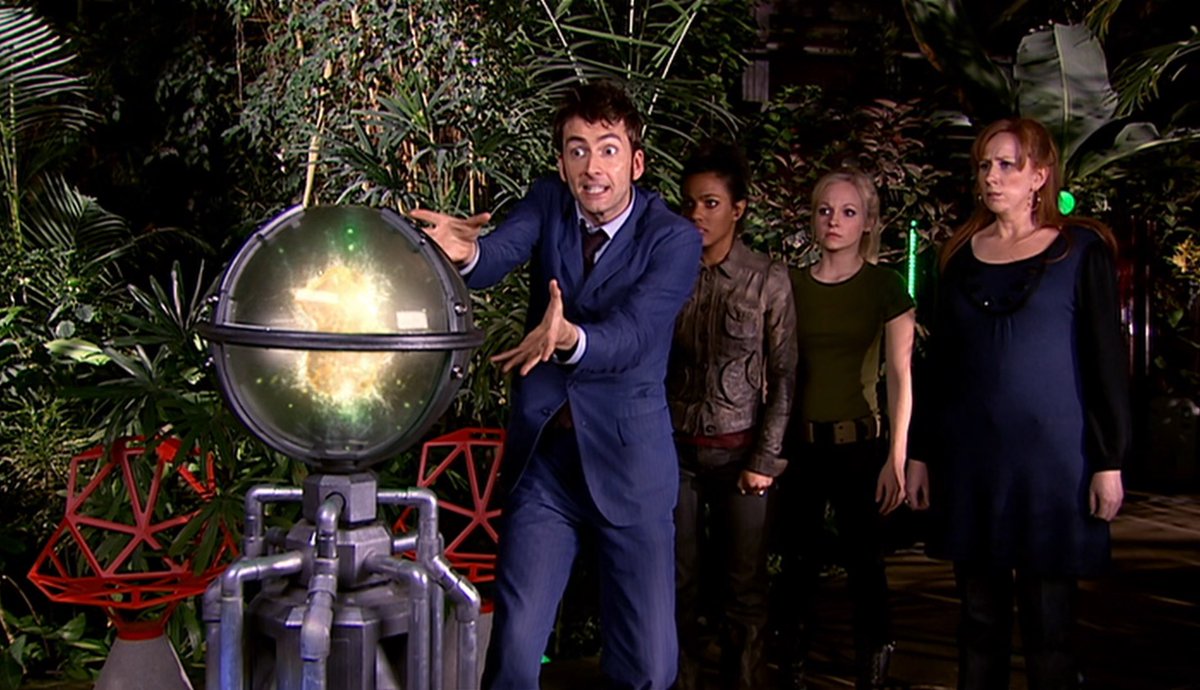 JoeSiegler's tweet photo. #DoctorWhoMarathon Ep 750 - The Doctor's Daughter (Story 194, Serial 4.7) - 10 May 2008 #DoctorWho 2/3
She was daughter of 5, girlfriend of 10, wife of 14. #MyHeadHurts #HelloDad. The war story here is just "eh" to me. This one's strength is the fun in watching The Doctor, Donna https://t.co/8UY2ffuqvQ