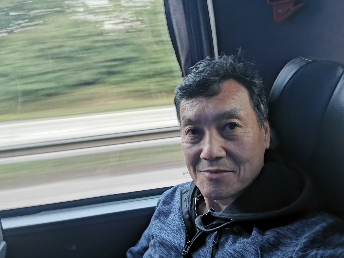 TrulyDaveWong's tweet image. Up at the crack of dawn to catch the 5:15am to #London #actorslife  #coachtravel #travellife