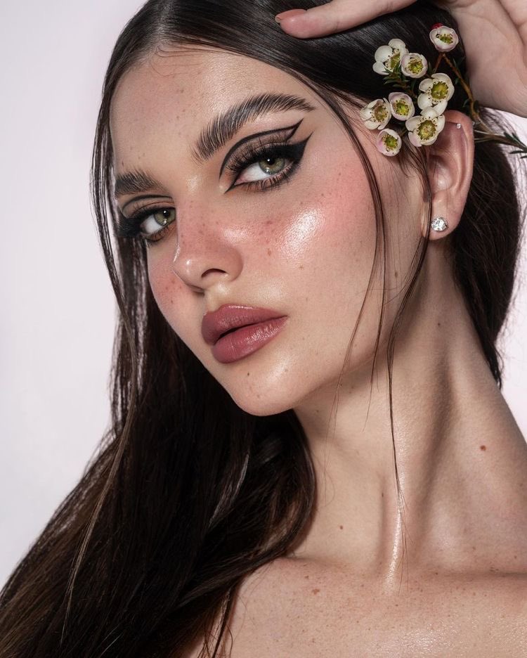 idlinna's tweet photo. Art 🔥
.
.
#BarbieMovie #Ashes2023 #Seven_Jungkook #العام_الهجري_الجديد #openheimer #HonkaiStarRail #CarleeRussell #GigiHadid #beautifulgirls #BlueDragonSeriesAwards2023 https://t.co/7iPGauzxbJ