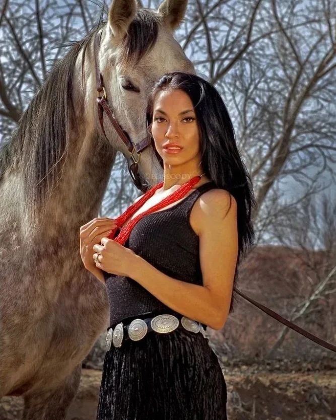 nativeamaricans's tweet photo. If You're true fan of Native American can i get a big yes ❤️🥰😍
#NativeAmericans #NativeAmerican https://t.co/2I7awu3Rzl