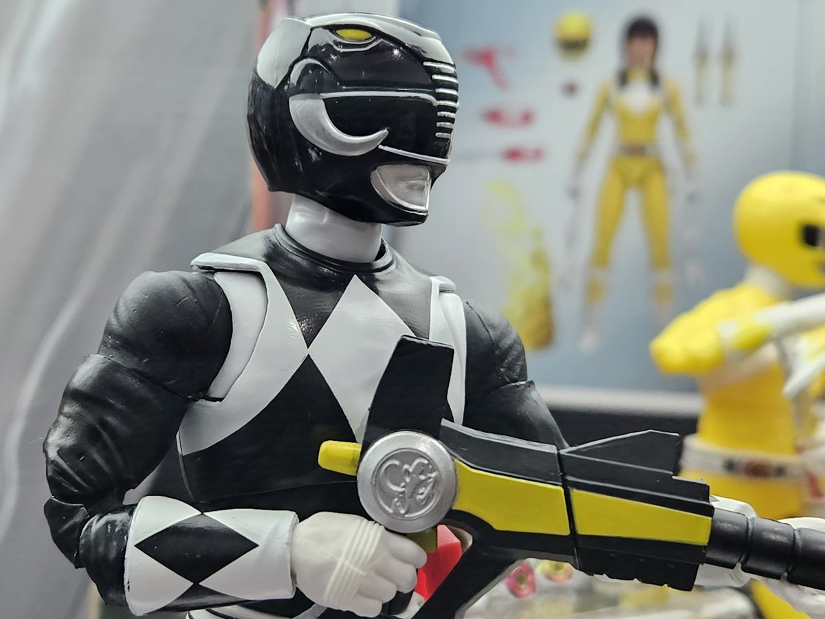 PwrRngr's tweet photo. Some close ups of the #PowerRangers ReMastered figures from @TokuNation #SDCC2023 https://t.co/NsEYSaj3oY