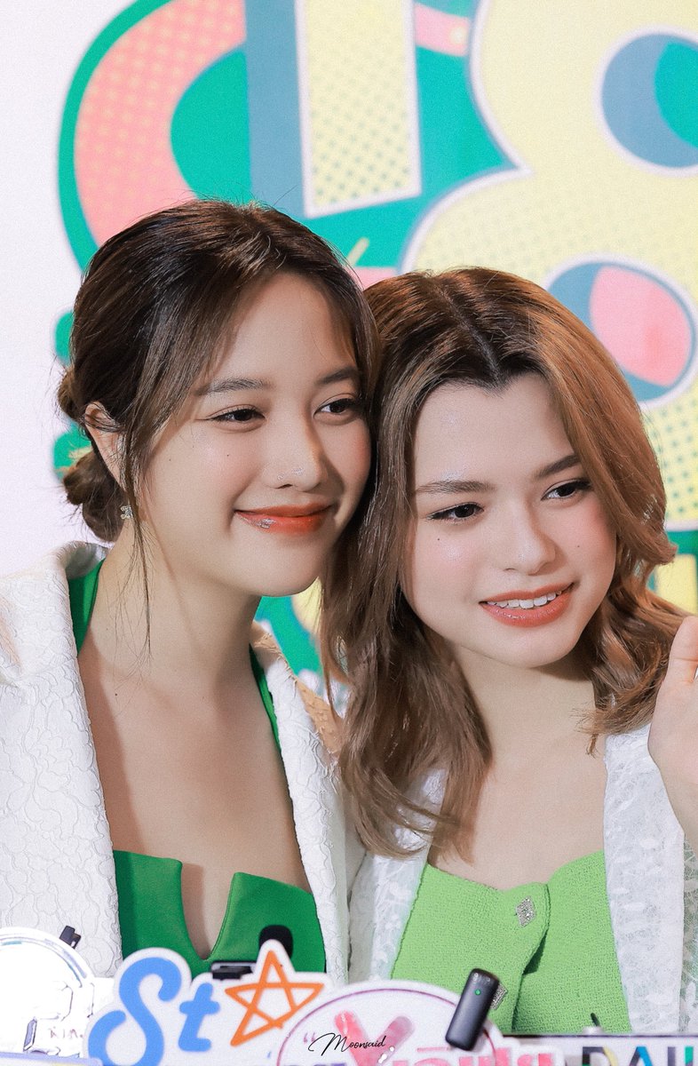 Moonsaid121's tweet photo. 𝟮𝟯𝟬𝟳𝟮𝟬 CJ MORE PRESS CON

 🐰🦦
@srchafreen @AngelssBecky 

𝐈 𝐣𝐮𝐬𝐭 𝐰𝐚𝐧𝐭 𝐲𝐨𝐮 𝐛𝐲 𝐦𝐲 𝐬𝐢𝐝𝐞.

CJ MORE WITH FREENBECKY
#CJMORExFreenBecky
#srchafreen​ #Beckysangels
#ฟรีนเบค #FreenBecky https://t.co/P8UbPwnLWY