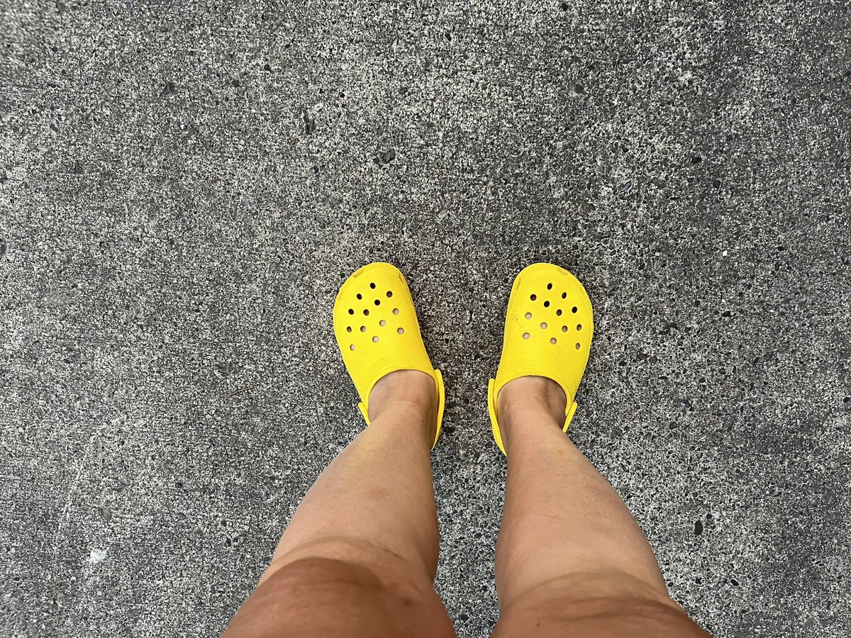 ChristineYH's tweet photo. Today’s #CrocWalk. A new hashtag to entertain me. You’re welcome. I love night walks. Now that I’m almost not sick (lol) and I’m not travelling, why not? It’s something I need to do and I enjoy it. Today’s tunes: Tears for Fears (I’m dating myself 😂). #missingtheconcert https://t.co/R3UUlKyiW7
