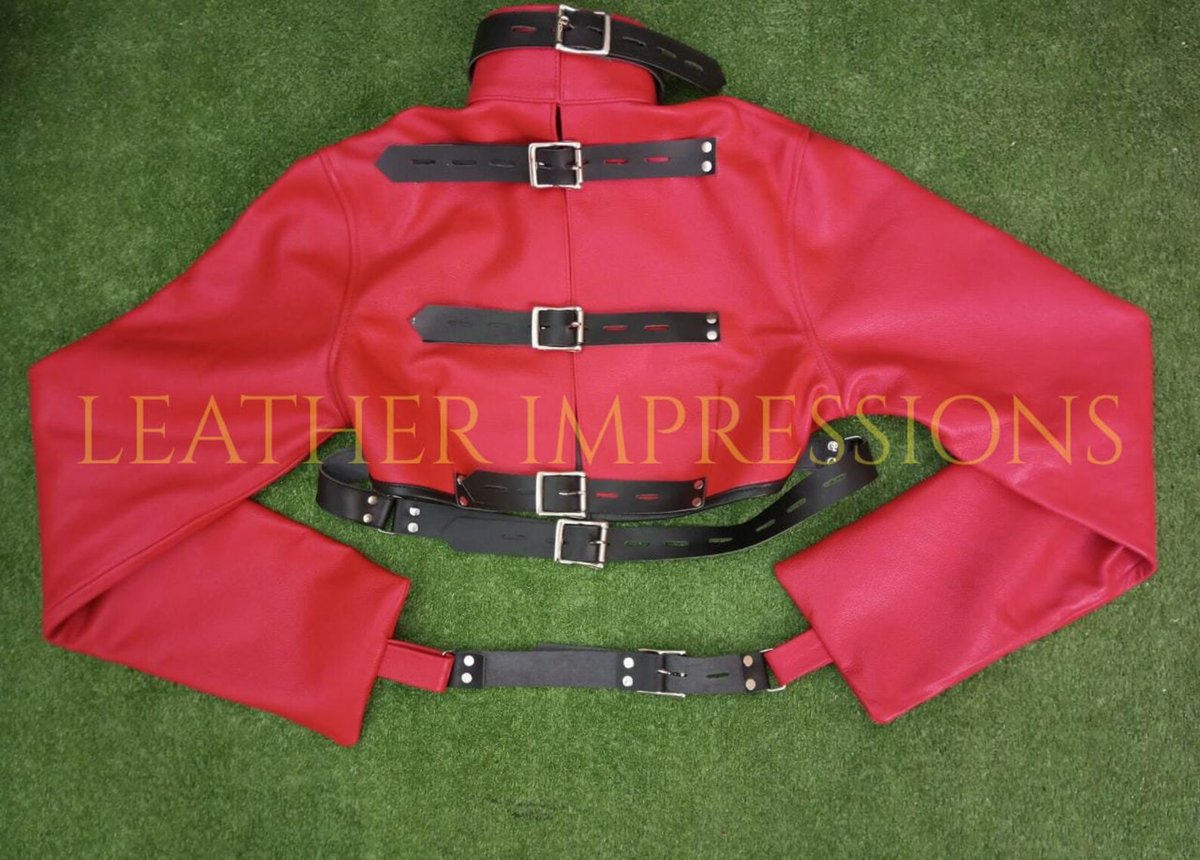 Hot_BDSM_Gear's tweet photo. Embrace your dark and daring side with this alluring leather goth harness, a symbol of empowerment and individuality.

https://t.co/iRS13Xzt9J

#handmadeharness #bdsmgear #custommadeleather #adjustableharness #harness #harnesses #leatherharness #harnessbelt #bdsmlover #sexstore https://t.co/EiWyddDm7D