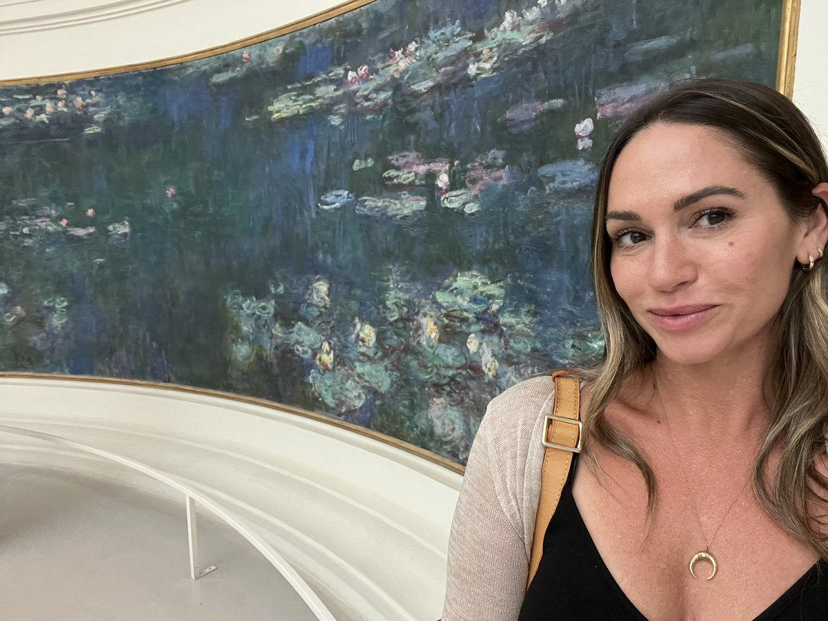 Monet’s monumental Waterlilies <a href="/MuseeOrangerie/">Musée de l'Orangerie</a>