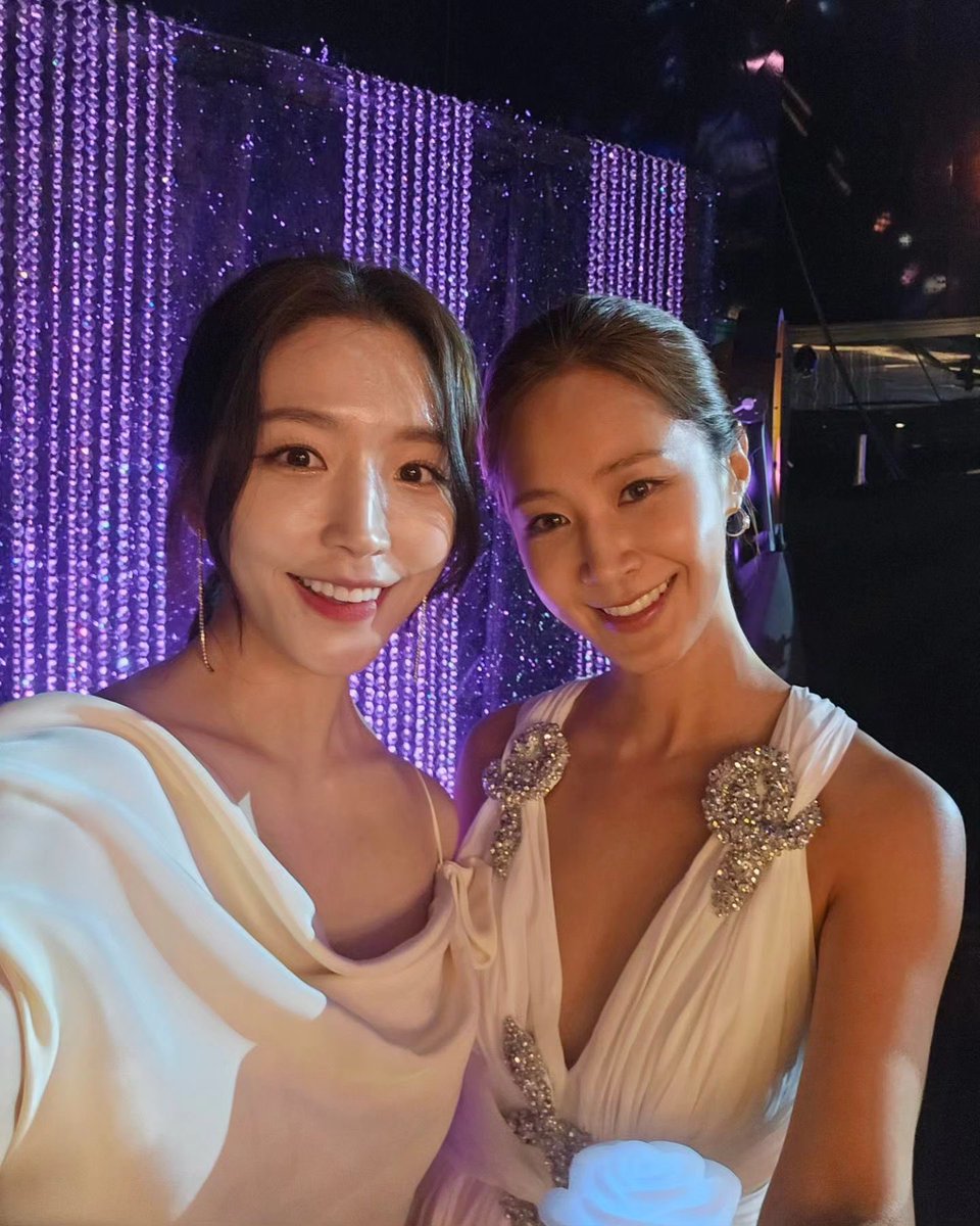 SNSD_0805's tweet photo. 환승연애2 성해은님 인스타 청룡 유리 윤아
https://t.co/ordTxAaFFm https://t.co/SMe1PmQslj