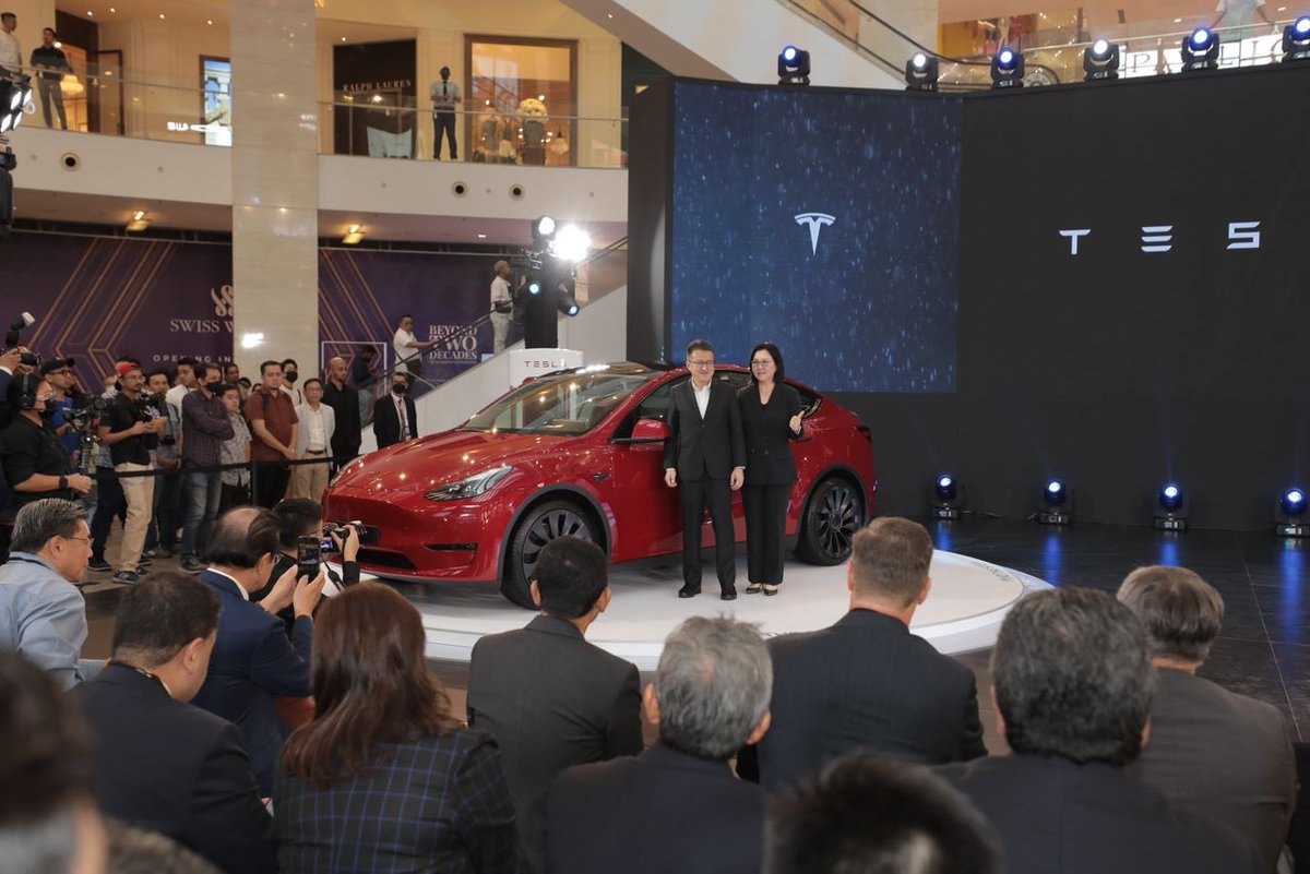 OfficialMIDA's tweet photo. Exciting News! @TeslaMotorsMY has chosen Malaysia as its next destination for expansion, showcasing our country's undeniable appeal as a top-notch investment hub in the region. https://t.co/fZGPkrnU0U