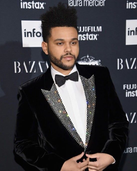 UMusicIndia's tweet image. Just our men in black! 🖤
#XOCrew #LittleSailors #MendesArmy #TeamDrizzy #ThursdayMood