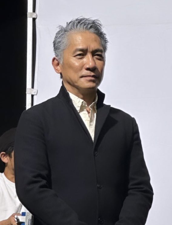 un__ORIGINAL__'s tweet photo. CEO Min Heejin was able to recruit Tony Leung by pitching the script to him through a friend. And he agreed to appear regardless of pay because he wanted to give a small gift to Korean fans. He took his role seriously during filming and even suggested his gray hair look https://t.co/3J9qERaGJJ