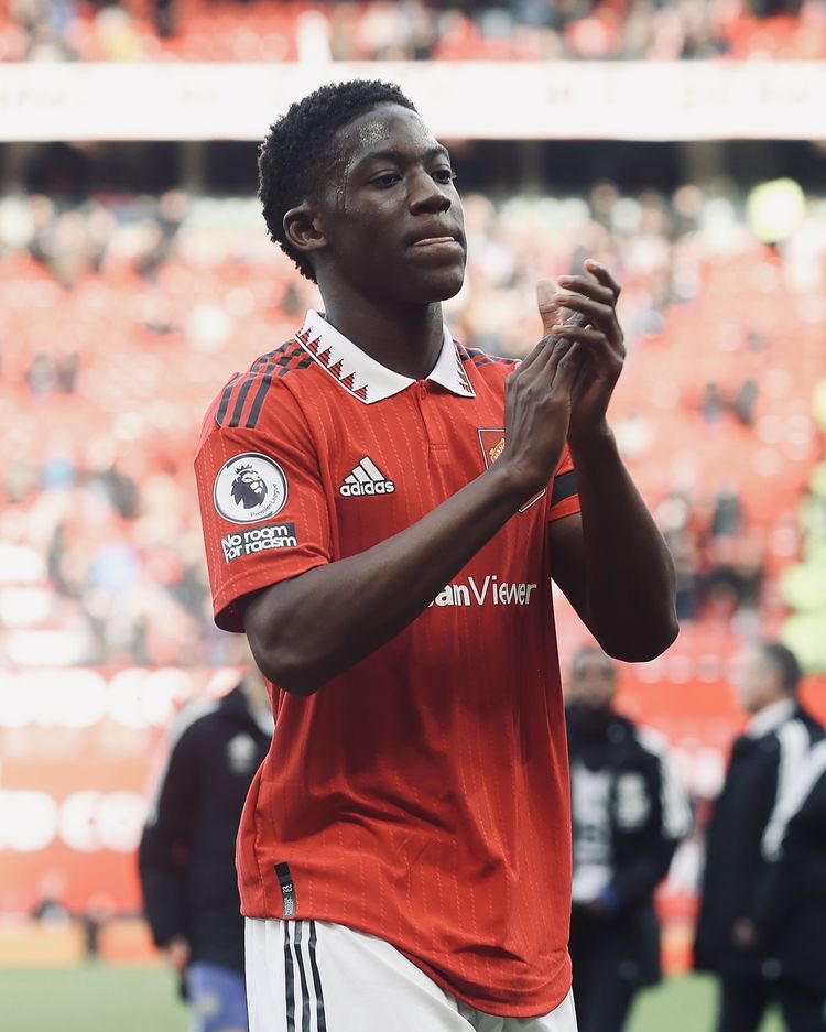 🚨🚨| JUST IN : Kobbie Mainoo has been informed he will be a part of Erik ten Hag's first-team squad next season. He will be kept around the #mufc first-team this season instead of being sent on loan. [<a href="/StevenRailston/">Steven Railston</a>]