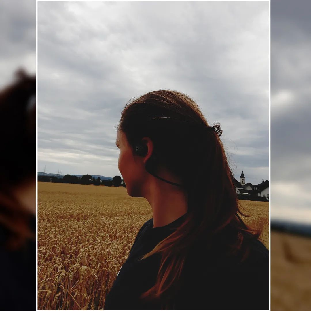 SOUNDPEATS_DACH's tweet photo. SOUNDPEATS RunFree 🎧💫
Deine Begleiter beim Sport😉
Sie haben klasse Basse, verrutschen nicht und sogar sind sie Reddot Award Gewinner😮
📸johannadallner
#SoundPeats #kopfhörer #earphones #laufverrückt #runninglifestyle #laufliebe #tech #soundpeatsrunfree #soundpeatsdach https://t.co/yzJMjy7gGN