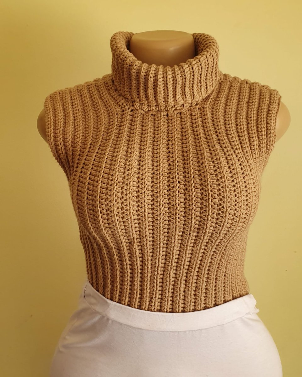 Crochet turtleneck top.....
 Crochet art#handmade with love