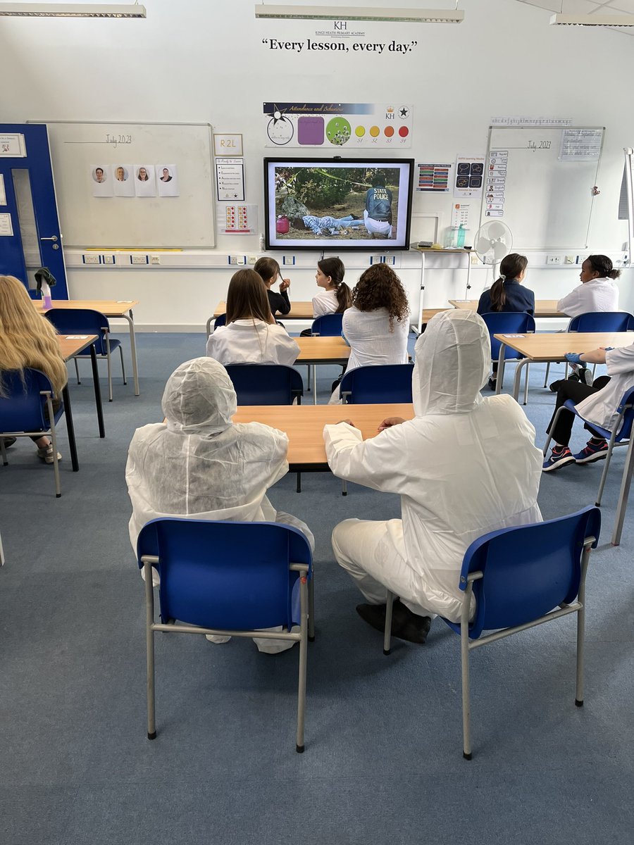 khpa_MrsS's tweet photo. Our Forensic Scientists are practising taking their own fingerprints and analysing the different types. Next step to get the fingerprints of our suspects! #khpaapprenticeday23 @KhpaPrincipal @khpa_h https://t.co/yCTMCoLAjj