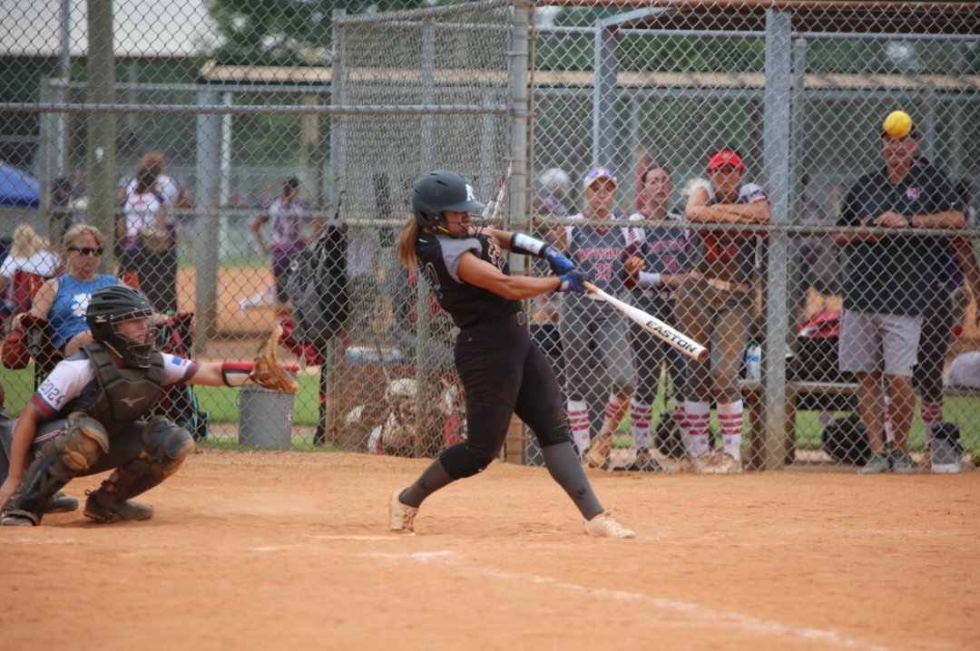 Kalia_Espere's tweet photo. A few offensive highlights from this past weekend in the Atlanta Legacy Invitational. Thank you to all the coaches who came out in the heat to watch us play. Now it's time for PGF!
#AlwaysStrive @joseortega247 @CoachLisle @CoachSowderLBSU @lauraberg44 @Coach_SniderSB @StacyMayJohnson @GeoffHirai @Madd_grimm9 @CuseSB