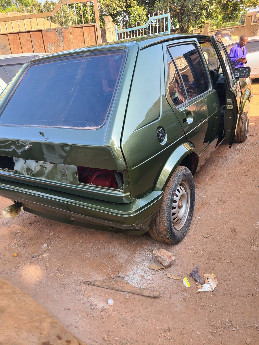 AbudallahKitag2's tweet photo. Color change on Volkswagen https://t.co/v3AE7dfOJM