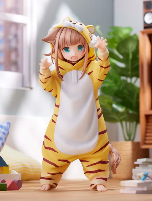 とらきなこがフィギュアになったよ 一生懸命になりきっているきなこが可愛い  あみあみ予約→ #うちのねこが女の子でかわいい