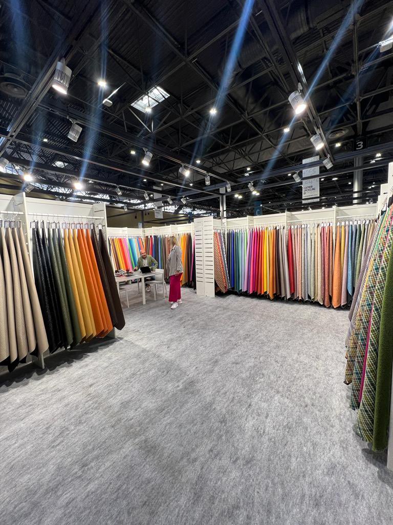 tabruspa's tweet photo. Collezione Autunno -Inverno 2024-2025
TA-BRU - ITALY 
#fabric #luxury #highquality #ecofriendly #woven #wool #fibers #accessories 
#wearepremierevision #pvjuly23 #aw2425 #sustainablefashion #sustainability #fashiontrends #preview #italy #TaBru https://t.co/ZWKNidfOnN