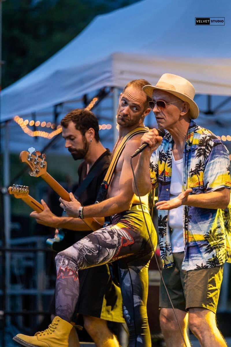 On vous attend bouillants avec <a href="/oai_star/">OAI STAR</a> vendredi au festival Samba Al Pais à Saint-Antonin-Noble-Val 🔥🤘🏼

#été #tournée #rocknroll #sambaalpais #oaistar