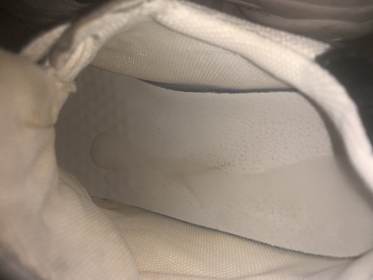 怎么说呢，好久没更新了，除了一些事情，以后尽量恢复更新，喜欢的点个赞咯，等人多了开个群，大家在群里好好交流交流 #射屏 #反差婊 #文爱 #打胶 #颜射 #露出 #内射 #性瘾 #口交 #扫楼 #磕炮 #约炮 #骚货 #自慰 #萝莉 #舞蹈生 #黑丝 #白丝 #聊骚 #一字马  #ぶっかけ #얼싸 #00后