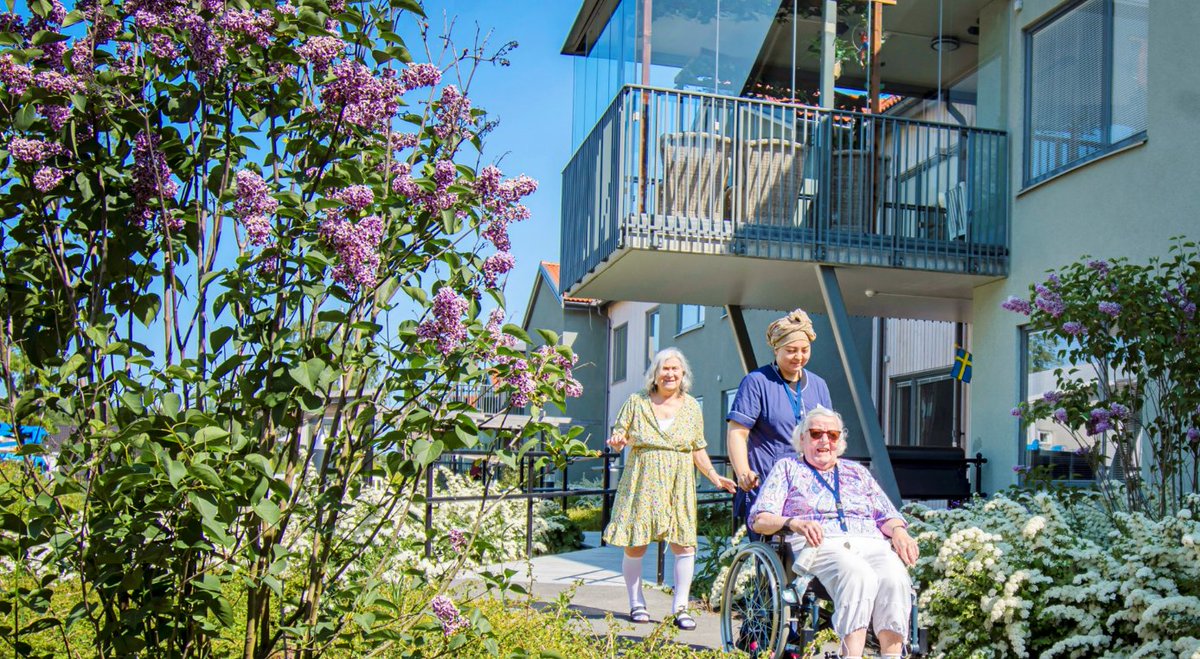 Attendos finska verksamhet fortsätter att utvecklas starkt, drivet av prisjusteringar för äldreomsorgen. I Skandinavien ökar beläggningen på äldreboenden, men utvecklingen tyngs av svagare resultat inom hemtjänsten och förluster i Danmark. Läs mer på attendo.com