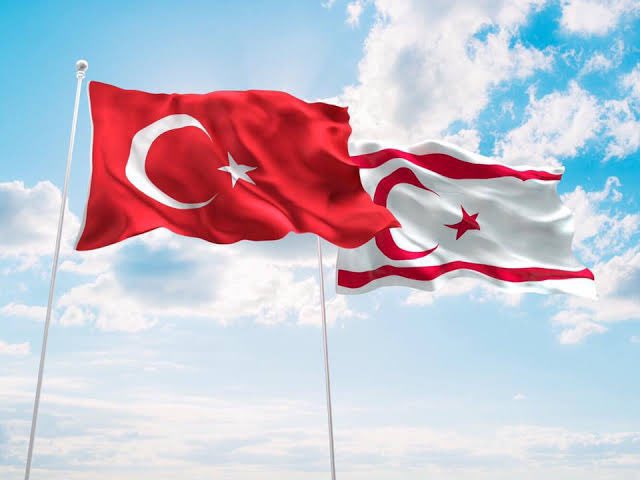 mbasceri's tweet photo. Kıbrıs Barış Harekatının 49. yıldönümünde şehitlerimizi rahmetle anıyor, gazilerimize  şükranlarımızı sunuyoruz. 

Çeşitli kademelerde meslek hayatımın 10 senesini geçirdiğim Kuzey Kıbrıs Türk Cumhuriyetinin #20Temmuz Barış ve Özgürlük Bayramı kutlu olsun. https://t.co/P8UMUvGZus