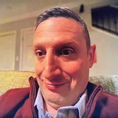 KarlwhoJumps's tweet photo. #NewProfilePic https://t.co/UcTGsyX0Rq
