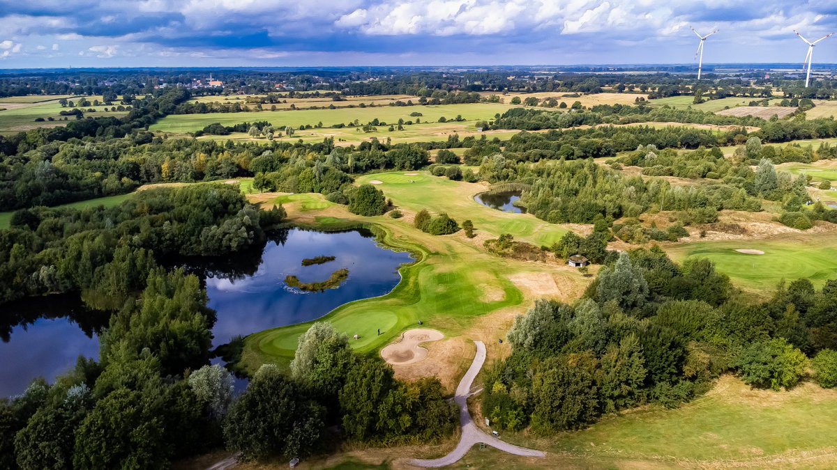 golfers_reviews's tweet photo. Golf review - 🇩🇪 Golf Club Gut Apeldör
Tags: #golf #golfing #golfcourse #golfcommunity #golftrainingaid #instagolftips #golfcarts #golfcoach #golfClubGutApeldör #davidJohnKrause #golfGermany #golfEurope
Played it? Rate it! https://t.co/o1AXVoJ1eK https://t.co/jpCNorIMCk