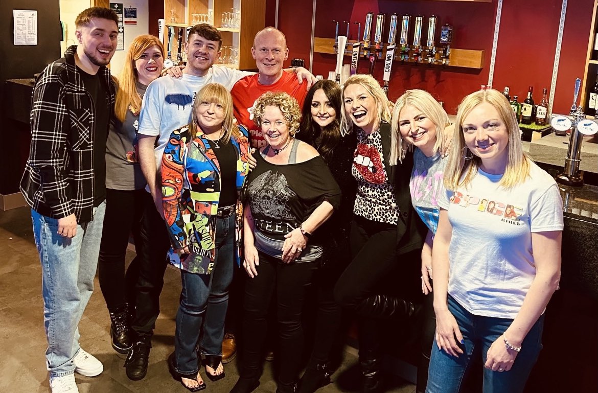 GemmaTurner100's tweet photo. Another amazing year with @ndeducation here is a snippet of the fun we have had! ✨

Happy end of term to the most wonderful team @Emma1williams11 @NDECharlotteT @NDEJadeArdolino @NDEKirstyM @NDEMiaM @NDEJarrodH @NDEMiaM @elizabethkempND @JoshhharrisND  #Simplythebest #Swansea https://t.co/5UUyTZIvlO