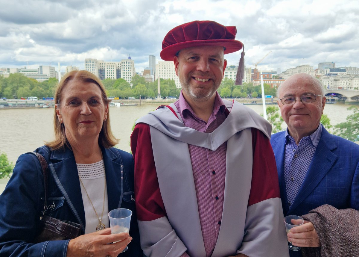 Mark_J_Henry's tweet image. An honour to be conferred with my PhD in history from the University of Westminster. And a nice way to mark the achievement. My parents and wife @AnnHenryIP joined me at the Royal Festival Hall in London's Southbank Centre. A great setting for a lovely day out.

#WeAreWestminster