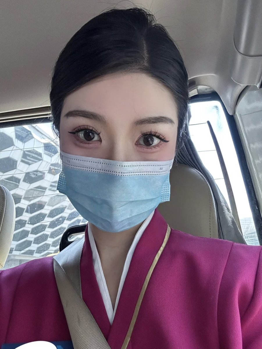 目中无别人 ,四下皆是你。v: LM45vv7 https://t.co/F5tUGdEtHu