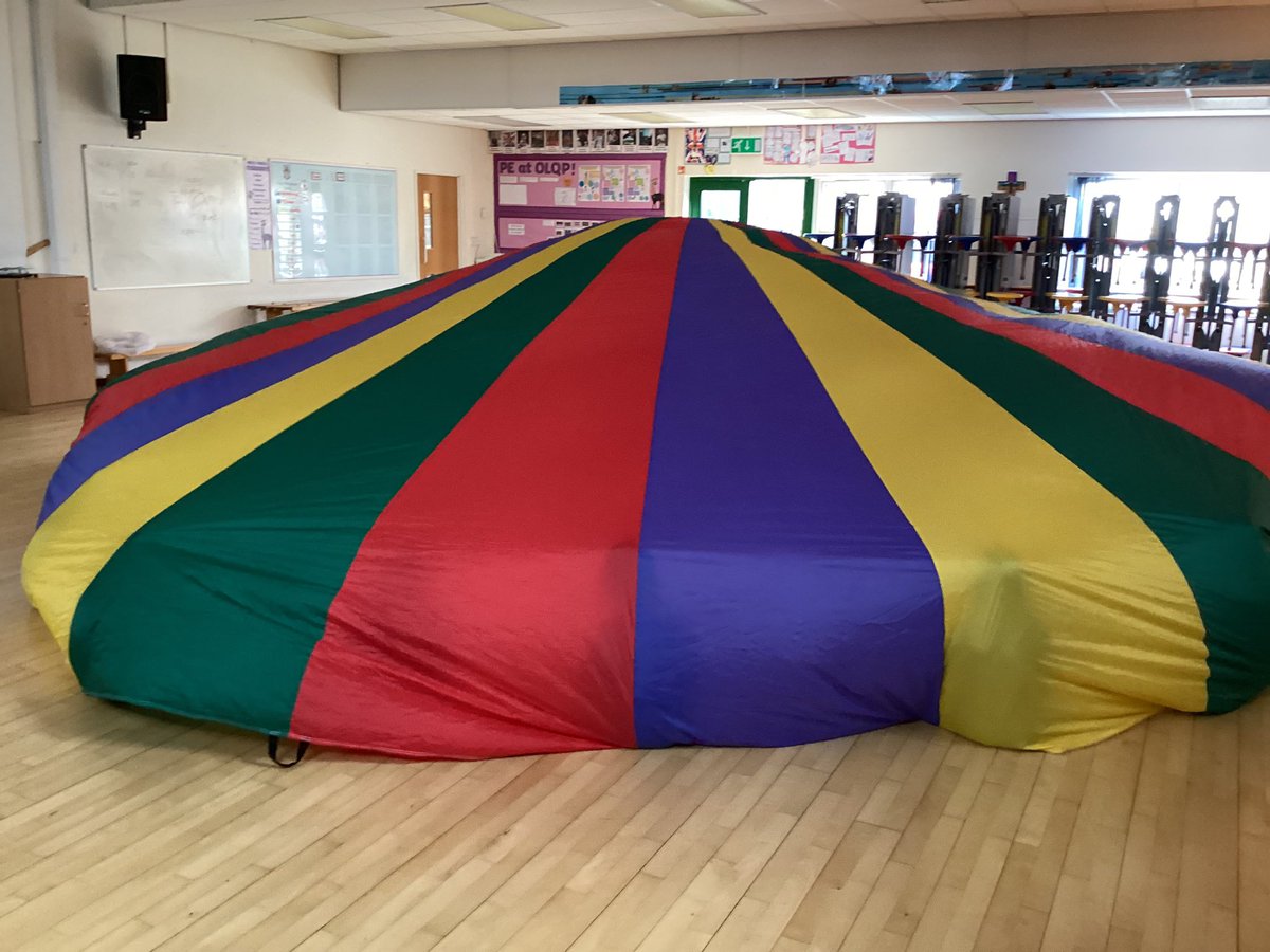 ourladyqop's tweet photo. Reception children had lots of fun with the parachute during PE. #olqpreception #olqpcstparticipation https://t.co/nhYKjmMnO0
