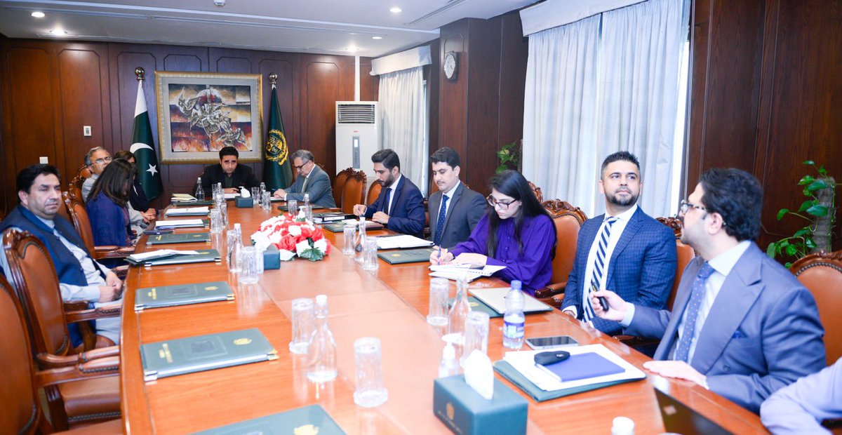 BBhuttoZardari's tweet photo. Last evening, I took stock of the status of implementation of reforms in MoFA for improving its internal working methods and practices. Proud of my Change Management Team for the pace of implementation of major transformative reform projects in diverse areas including automation and digitalization, human resource, admin. & finance, communication, logistics, career development and mobility, knowledge management, public diplomacy, consular, protocol services, and modernization of training facilities at the Foreign Service Academy. These reforms will further equip MoFA to deliver on a people centric, development focused, and peace oriented diplomacy.