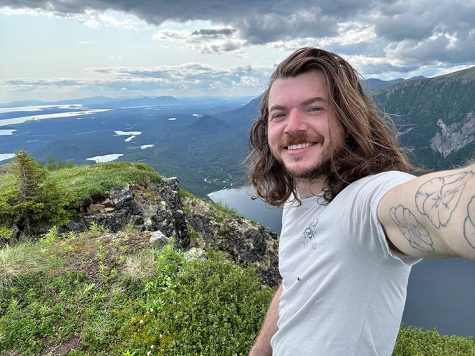 Climbing Little Mountain in the once a year summer heat https://t.co/4lR7dWVlNh