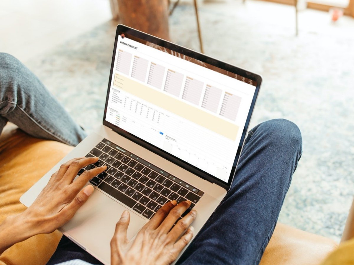 MidnightWaters_'s tweet image. Need a reliable partner to keep your life in order? Look no further than this feature-rich Notion Weekly Checklist! 📝🔍 Stay ahead of your deadlines, tackle your to-do list like a pro, and witness your productivity soar.  #productivitytools #taskmanagement #notionplanner