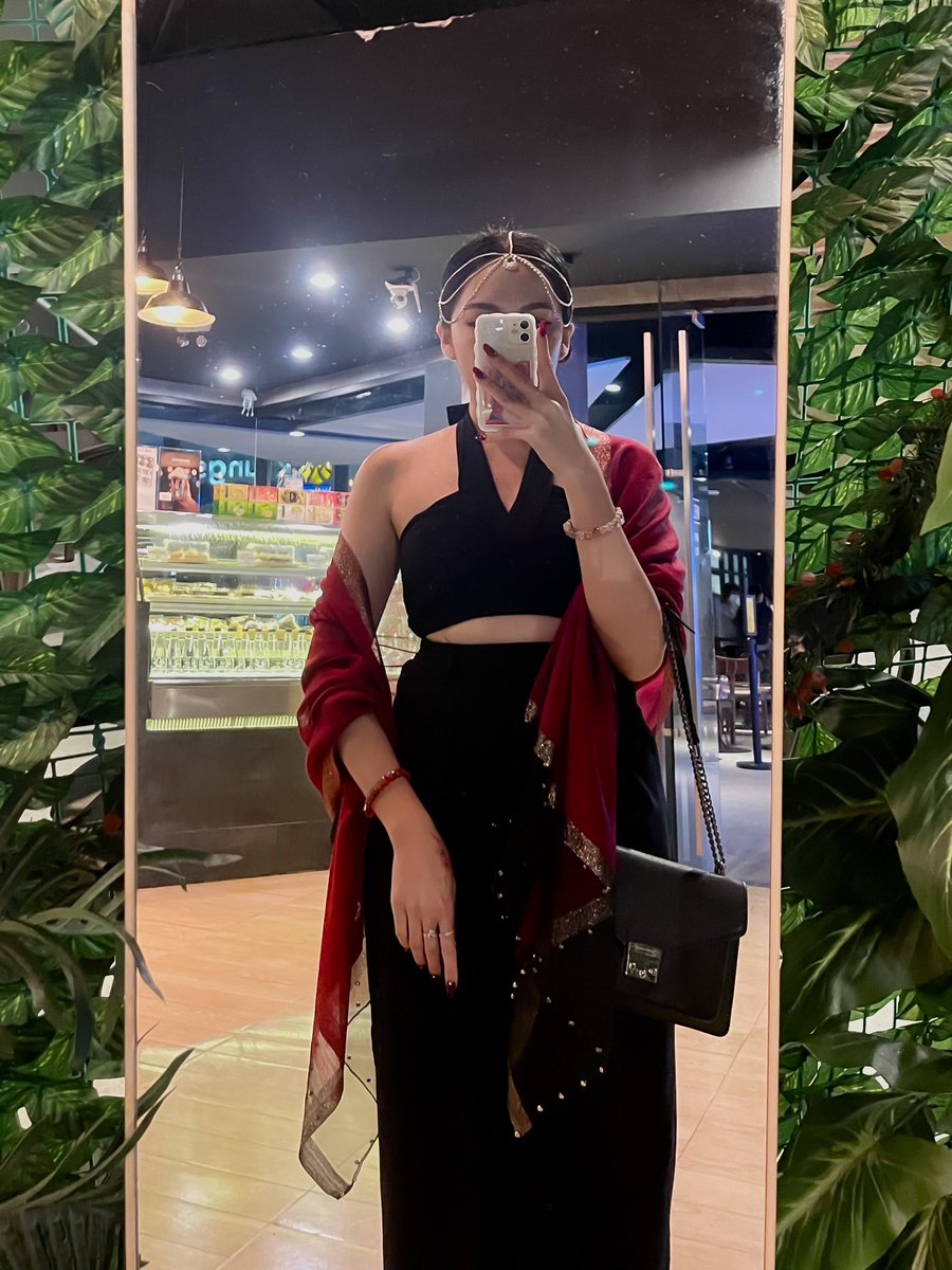 กิจกรรม : สื่อจิต สื่อใจ 😇🤍

🪷เม้นเลือกอิโมจิ 1.🐲 2.🦄 3.🦋
🪷กดใจ + รีทวีต + ฟอล
🪷หัวข้อ…สิ่งศักดิ์สิทธิ์อยากบอกอะไร?

🍃🌸 ดึกๆคุณนิจะมาเฉลยนะคะ 🌸🍃

#คุณนิภัทรจิต #นิศฌาเนตร์สื่อจิต 🐉✨.