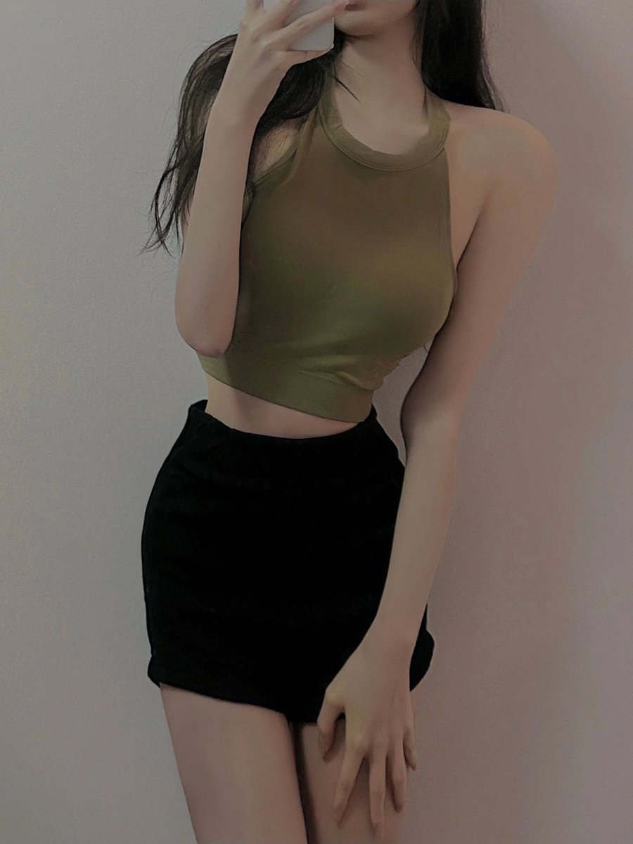 tt75111172's tweet photo. 清纯少妇一枚，已经是迫不期待，饥渴难耐，有没有同城的线下哟的，评论区评论，25岁以下勿扰…… #内射 # 吞精 # 反差 # 情趣 #MIvsLSG # 调教 #Bitcoi #露出母狗 https://t.co/nIpkkbmZpA