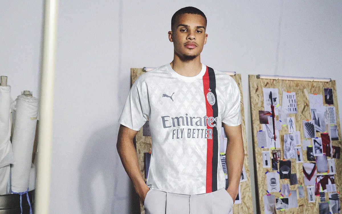 AC_MilanFR's tweet photo. C’est une DINGUERIE 🥵🥵 https://t.co/PsPBr92AP3