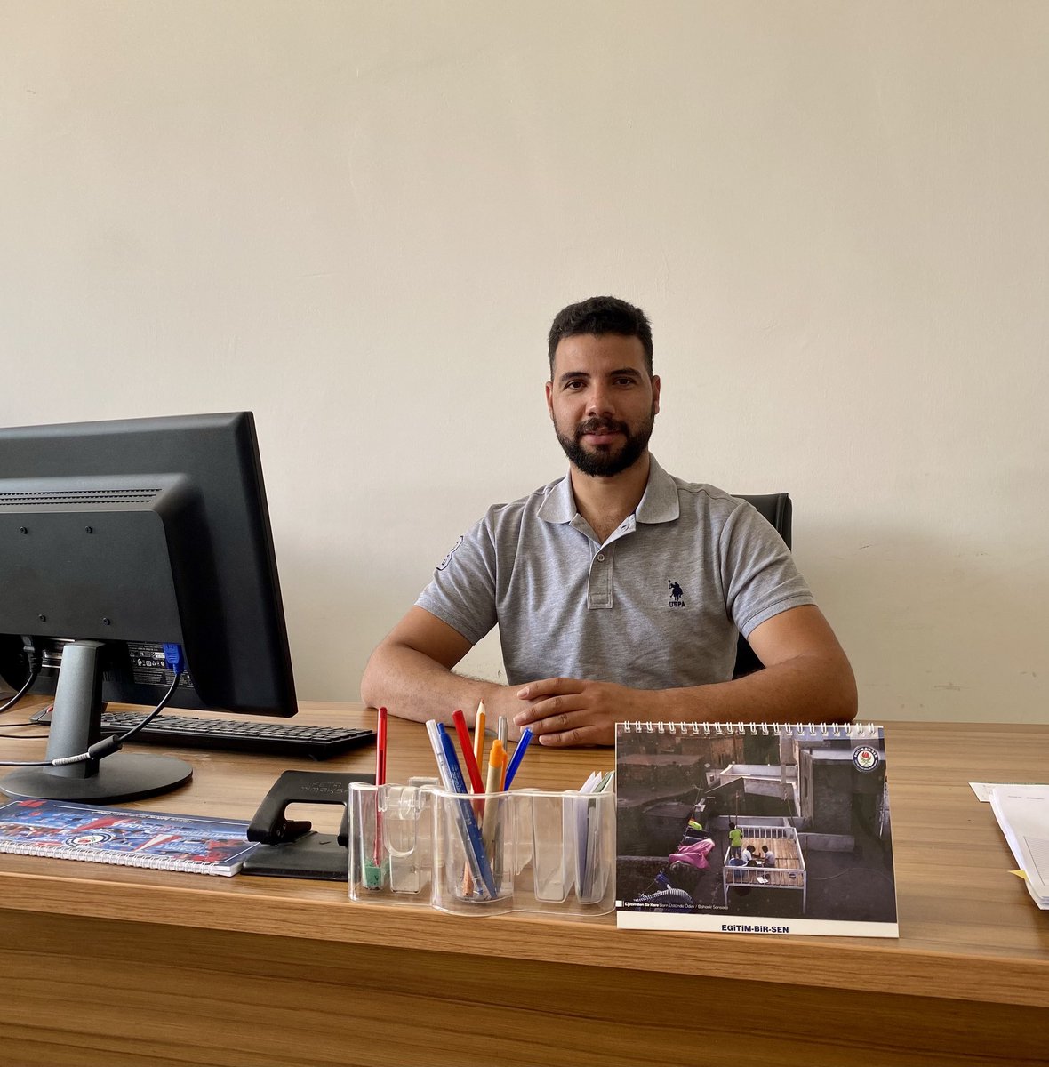 divanokulu's tweet photo. Değerli müdürümüz Mikail BAĞCI'ya @mikailBAGCI okulumuzda 2020-2023 yılları arasında özveriyle yürüttüğü okul müdürlüğü görevi için teşekkür ederiz 🌸 Yeni görevinde kendisine başarı ve esenlikler diliyoruz, sizleri tanımış olmaktan mutluyuz 🙏🏻

@siverekmem63 @NKapanoglu @tcmeb https://t.co/xGHDqXjAR6