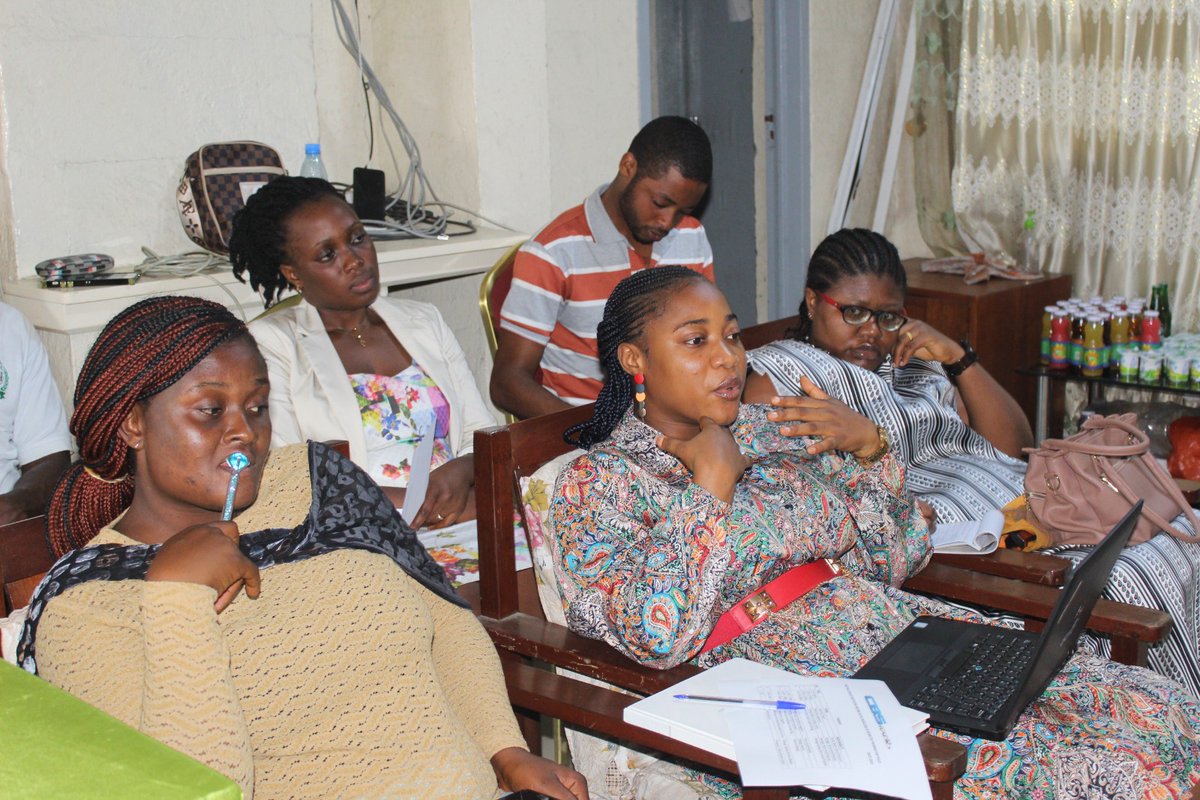 KarloffBatata's tweet photo. It was a pleasure sharing with my colleagues of @CBSRadioBuea and Student Journalists knowledge on Reporting, Producing #Interactive #Radioprograms promoting #Peace This is thanks to the formation from @CFImedias #TalkPaix project.
@CFImedias
@DefyhatenowWCA https://t.co/bSjzw6ZVZS