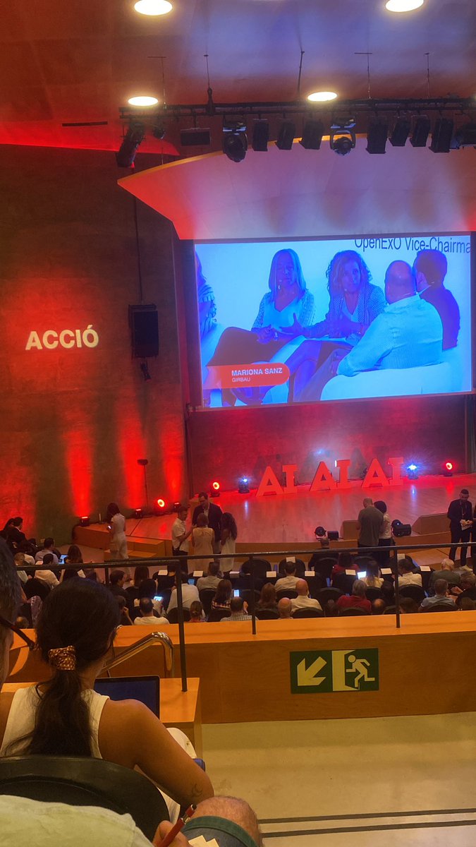 dinamonhinojosa's tweet photo. avui al #exponentialday https://t.co/U0qEbtX6bG