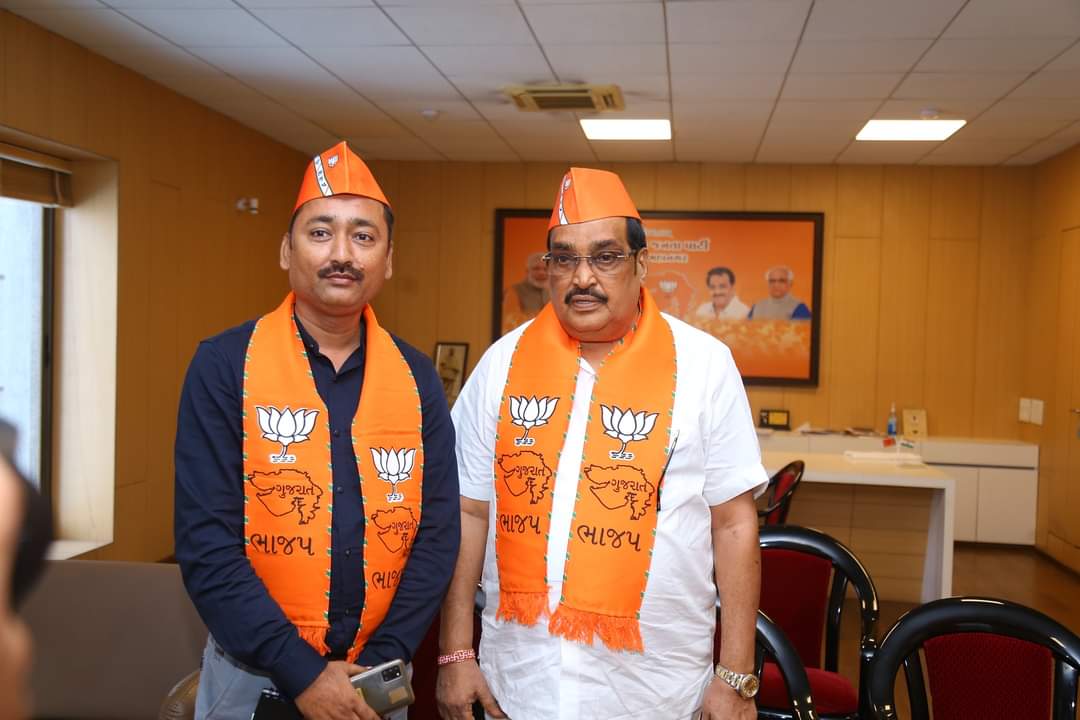 AlpeshPanara4's tweet photo. કુશળ સંગઠનકર્તા અને પેજ સમિતિના પ્રણેતા શ્રી સી. આર. પાટીલજી ને પ્રદેશ અધ્યક્ષ તરીકે 3 વર્ષનો કાર્યકાળ પૂર્ણ કરવા બદલ ખૂબ ખૂબ અભિનંદન
@BJP4Gujarat @CRPaatil https://t.co/qph2nEmdoF