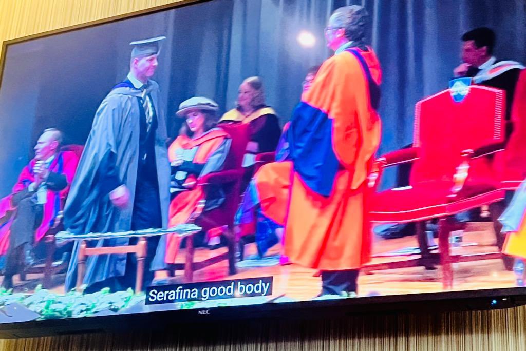 sarafi2910's tweet photo. @effy67 So proud of our boy!! Xxx https://t.co/b3FPYpmuGm