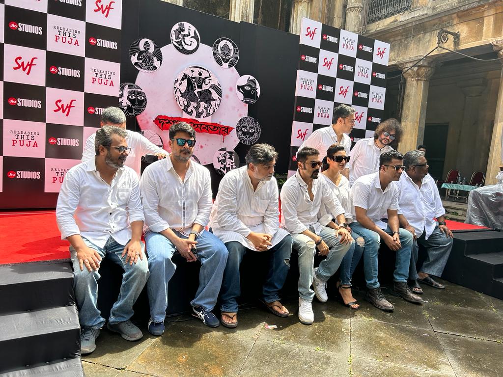 #DawshomAwbotaar Official logo launch event! 

@srijitspeaketh @prosenjitbumba @AnirbanSpeaketh @Jisshusengupta @aroyfloyd @rupamislam74 @iindraadip #SoumikHaldar @iammony @shrikantmohta #JyotiDeshpande @jiostudios @SVFsocial