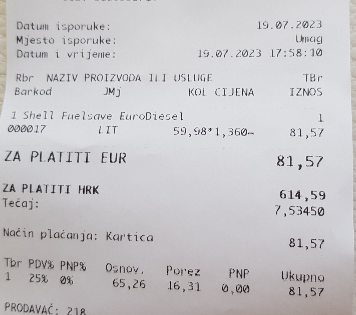 djensterle's tweet photo. Da ne bomo samo jamral, kako je na Hrvaškem vse drago.60 litrov nafte je 8,5 Eur ceneje, kot v https://t.co/RVoY3AyvAP to ne kjerkoli - črpalka Schell. #zmoremo💪 https://t.co/5Nzec08UOj