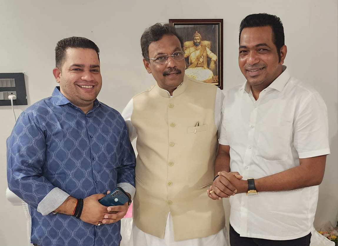 ghadge_arjun's tweet photo. भारतीय जनता पक्षाचे राष्ट्रीय सरचिटणीस , माजी शिक्षणमंत्री विनोदजी तावडे साहेब यांना त्यांच्या जन्मदिवसानिमित्त त्यांच्या राहत्या घरी महेश पारकर साहेब यांच्या समवेत जाऊण वाढदिवसाच्या निमित्ताने शुभेच्छा दिल्या ..... साहेब जन्मदिवसाच्या मनापासून शुभेच्छा
@TawdeVinod https://t.co/lkTi03XVBI