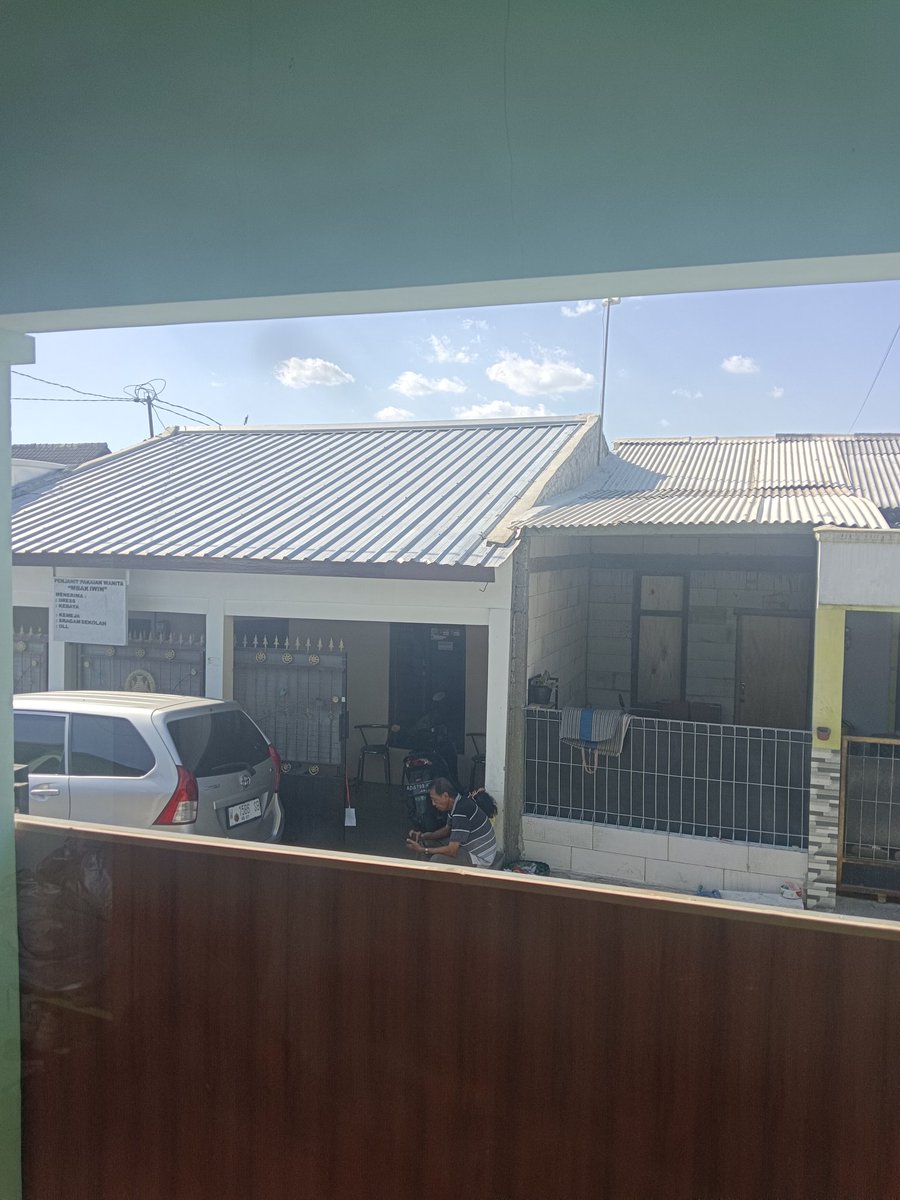 Msolversolusiku's tweet photo. Woi lah tolong dong kalo parkir gausa makan tempat + nyisahin orang #parkir #solo #karanganyar https://t.co/YZSBYN3qJX