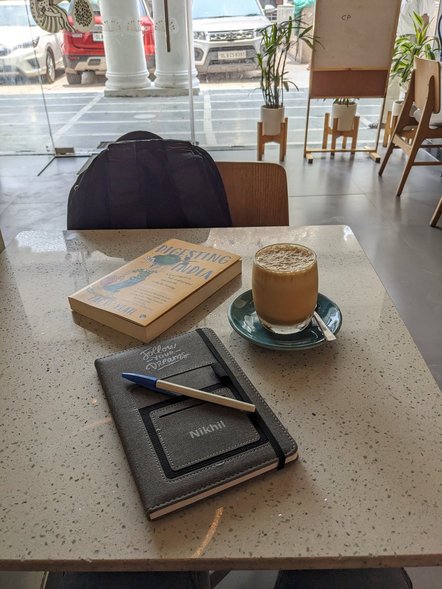 Penning down some thoughts at my favourite place in #ConnaughtPlace 
@BlueTokaiCoffee 

#CitizenKamath @connaughtplace1 @madebygoogle #TeamPixel