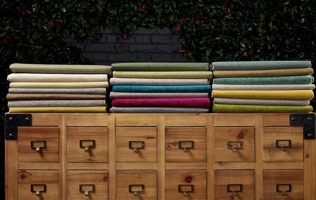 I spy some fabulous new colours in our favourite #upholstery designs! Wow! Additional 38 colours of #ChamonixUpholstery coming soon...#contractfabrics #hotelfurniture #antimicrobialfabrics #soilresist #crib5
#hotelrefurb