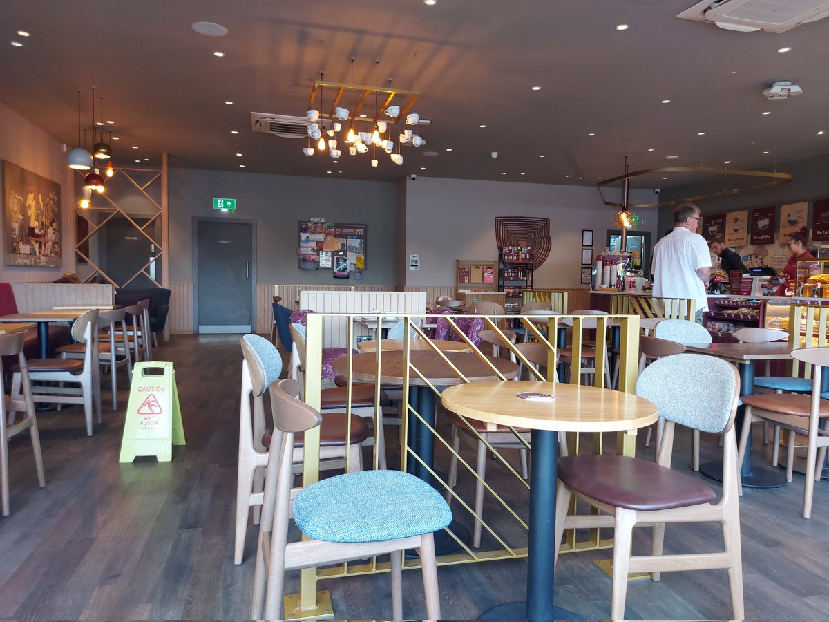 jonboy196401's tweet image. This costa I&apos;m I  today is smaller than my usual one and one of 6 in my town, if I include Epping it&apos;s one of 7....#SpoiltForChoice